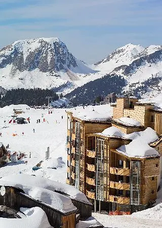 Pierre Et Electra Montriond
